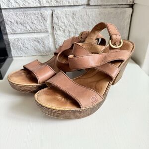 Born Women’s Cubera Tan Leather Strappy Block Heel Retro 70s Inspired Sandals 9